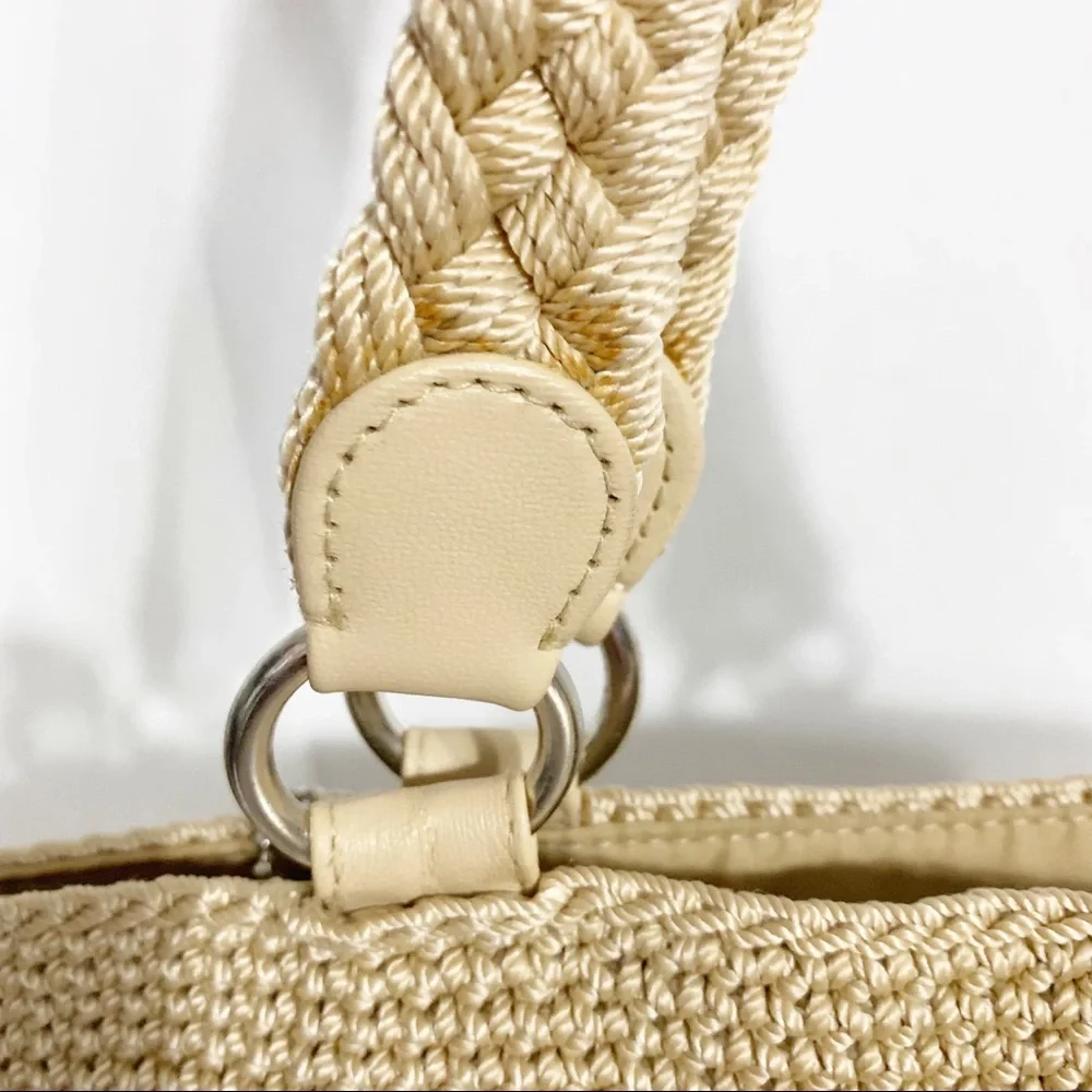 Lina Crocheted Shoulder Bag Braided Double Handles Solid Lining Zipped Closure